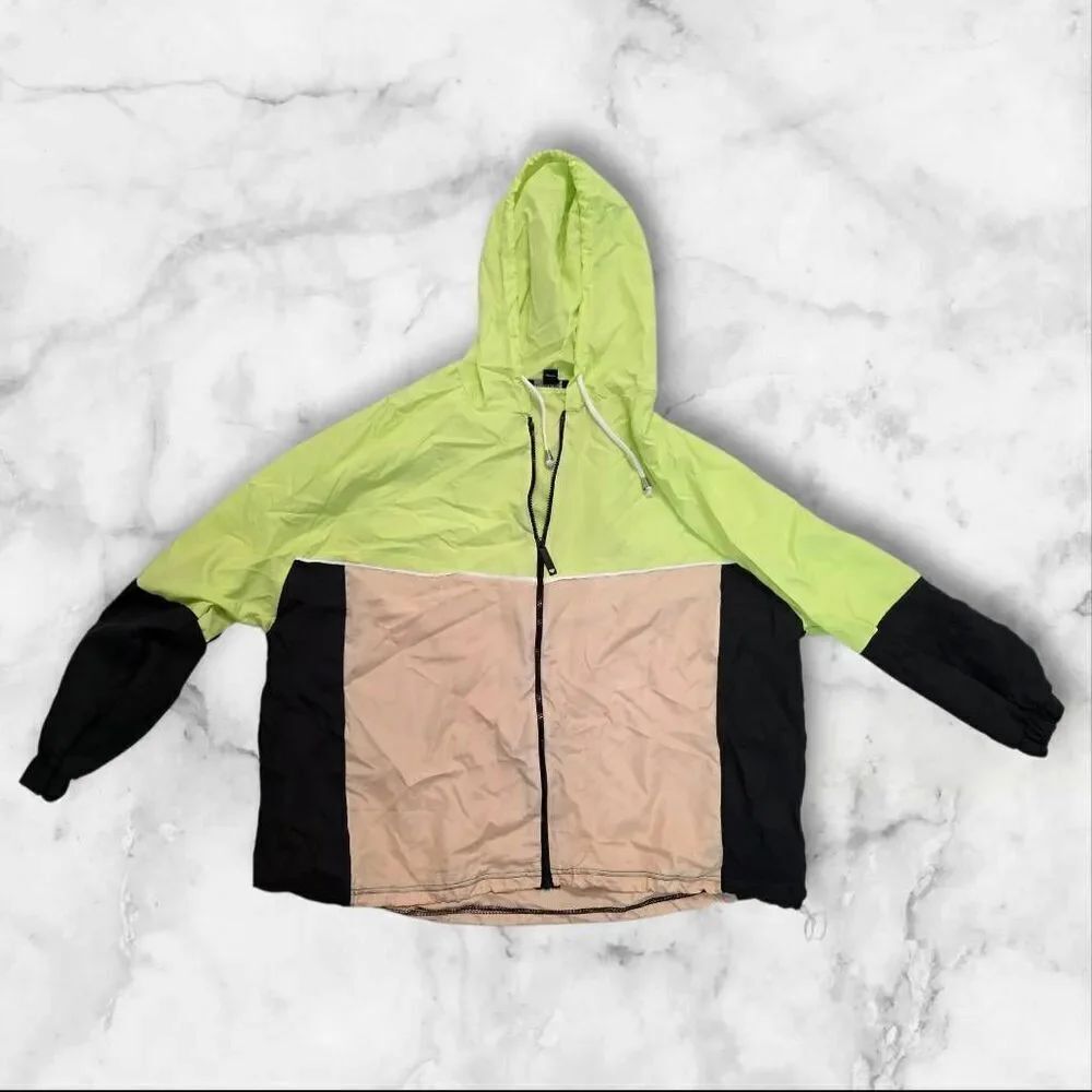 Rouge Hooded Windbreaker Size 3XL